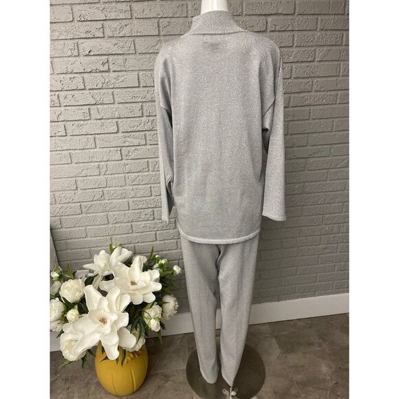 Lisa Originals Women Sliver Shimmering Long Sleeve Mock Neck Blouse & Pant 2 Pcs - Picture 4 of 8